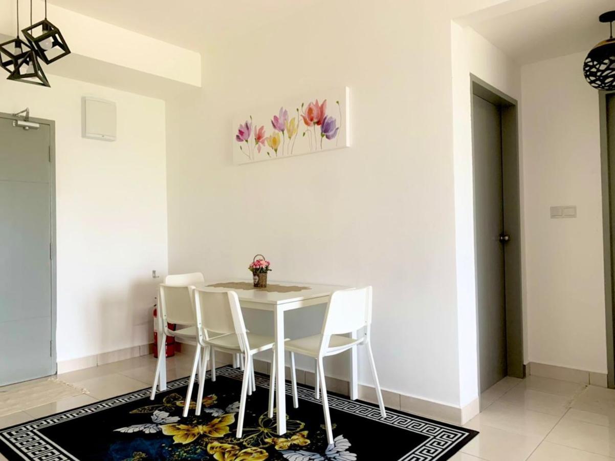 Mmg D'Tiara Homestay Kajang Dış mekan fotoğraf